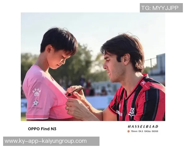 印尼球员卡卡罗纳尔多梅西走红球衣照点赞破两万六千