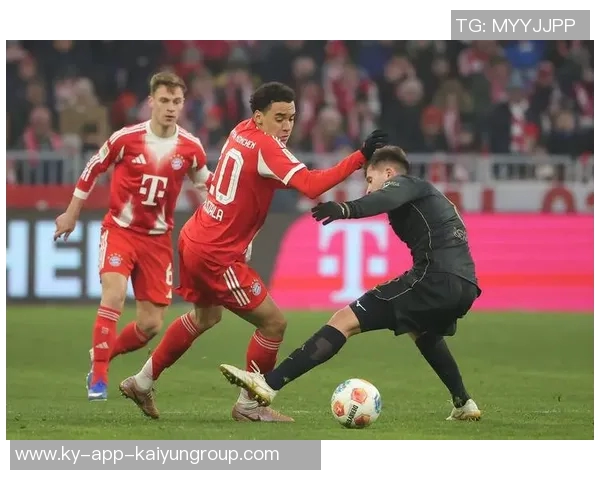 皮一下奥格斯堡晒图调侃拜仁切尔西巴黎我们是否已成为最佳球队 皮一下奥格斯堡晒图调侃拜仁切尔西巴黎我们是否已成为最佳球队